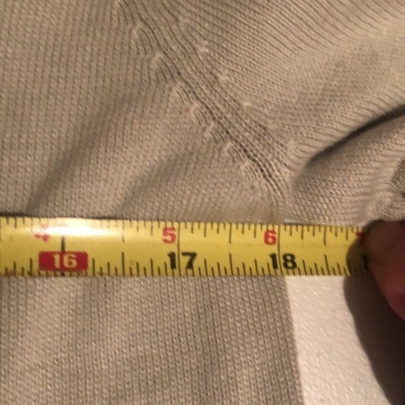 Gray short sleeve pullover byDrapers & Damon’s, med. - Picture 6 of 6